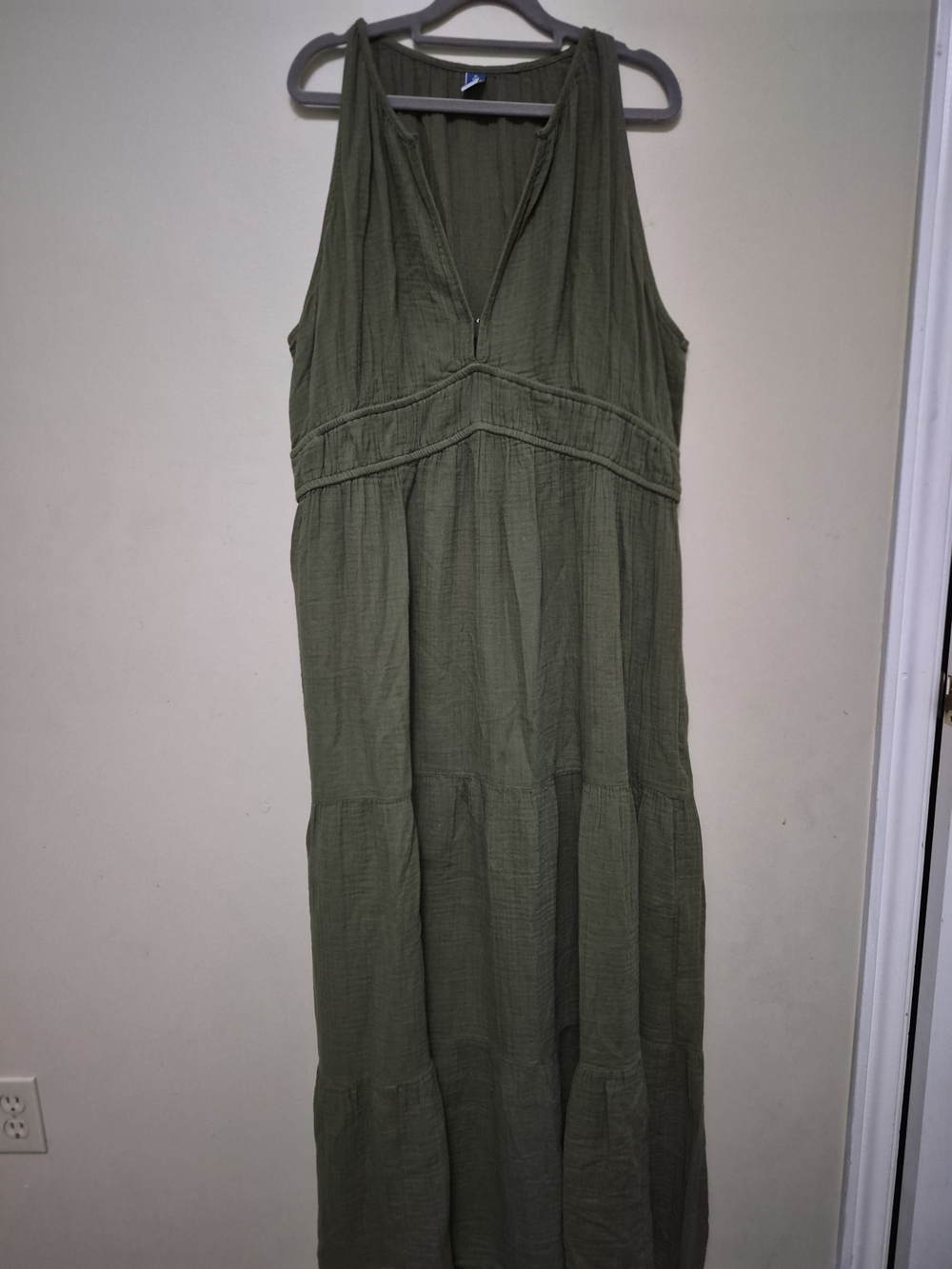 Old Navy Olive Green Sleeveless Maxi Dress